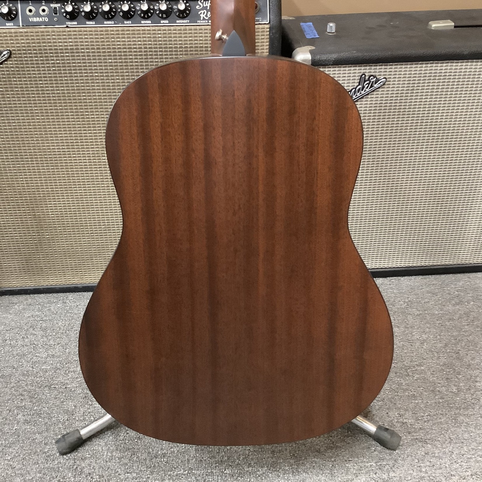 Taylor 2019 Taylor 317 Non-Cut, Natural