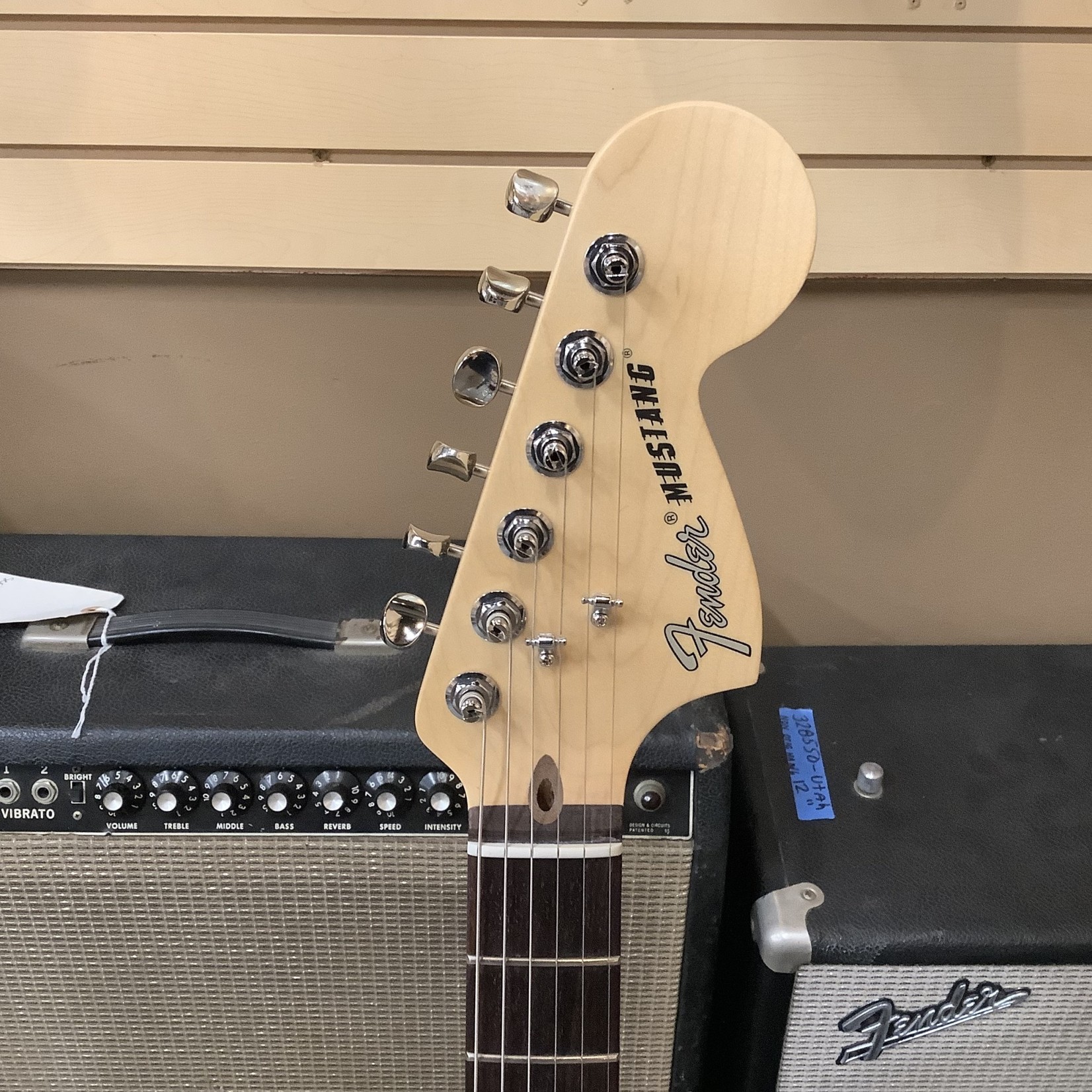 Fender 2021 Fender Mustang Sonic Blue, Rosewood Fingerboard