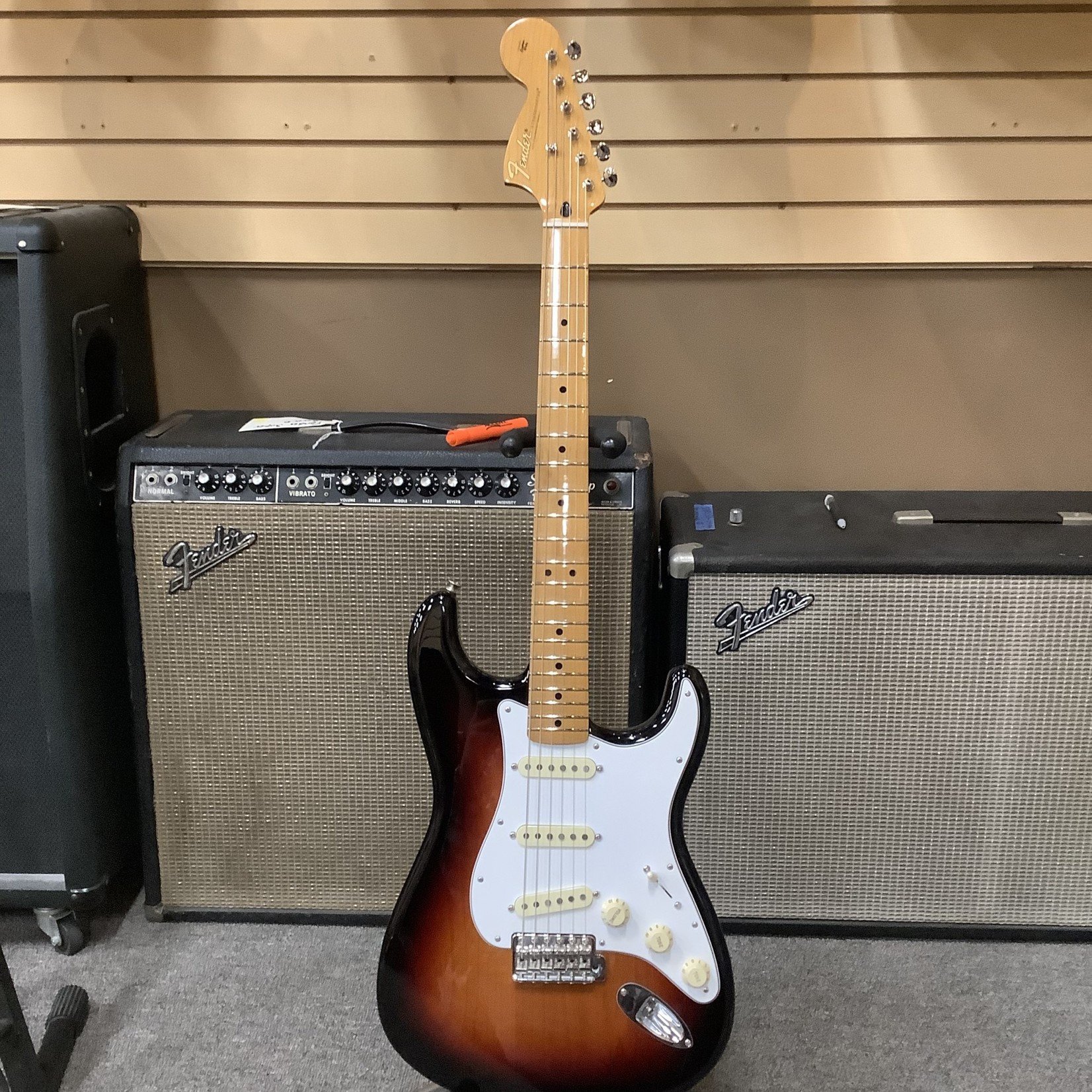 Fender 2018 Fender Stratocaster Authentic "Hendrix" Sunburst