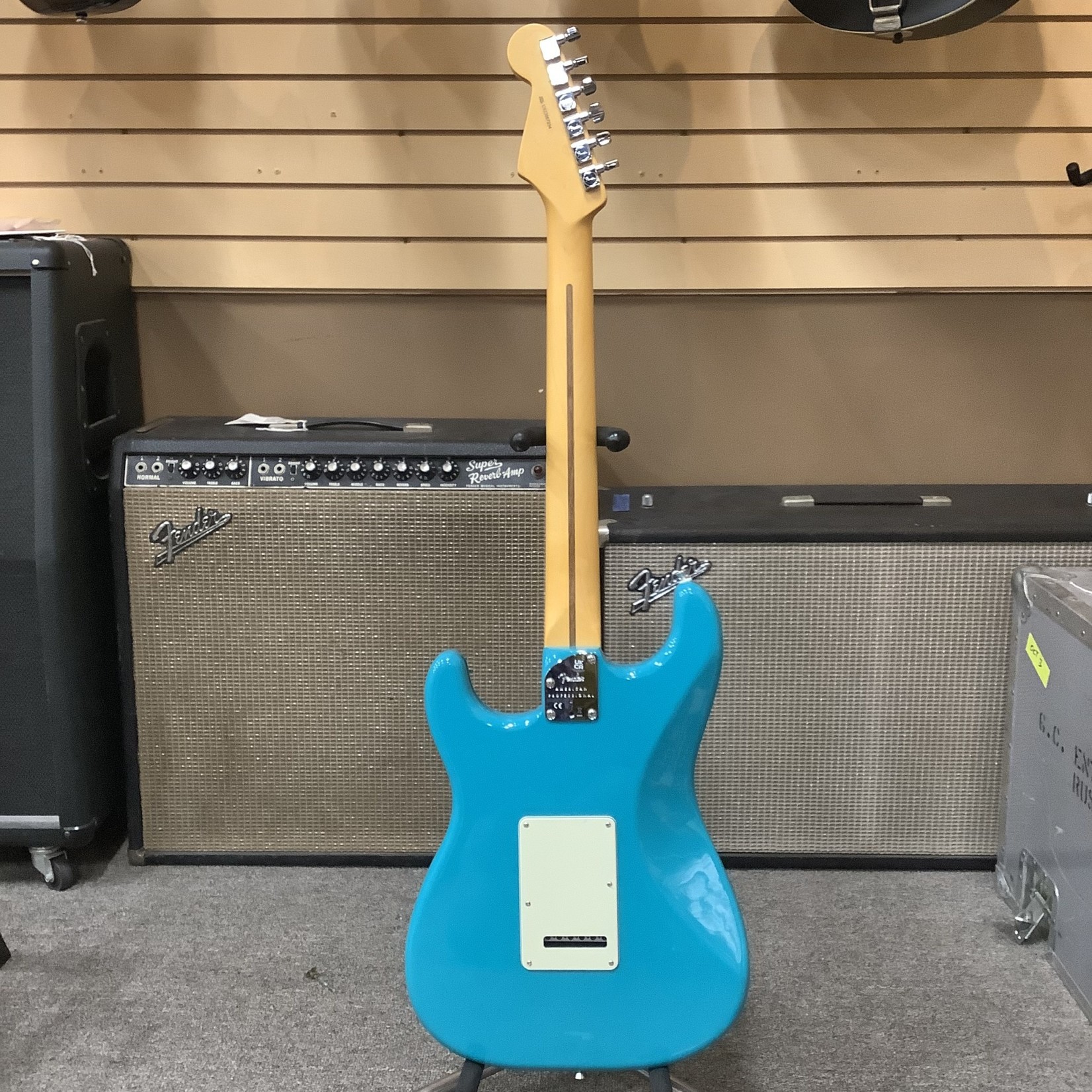 Fender 2022 Fender Stratocaster American Pro II Maui Blue Maple Neck