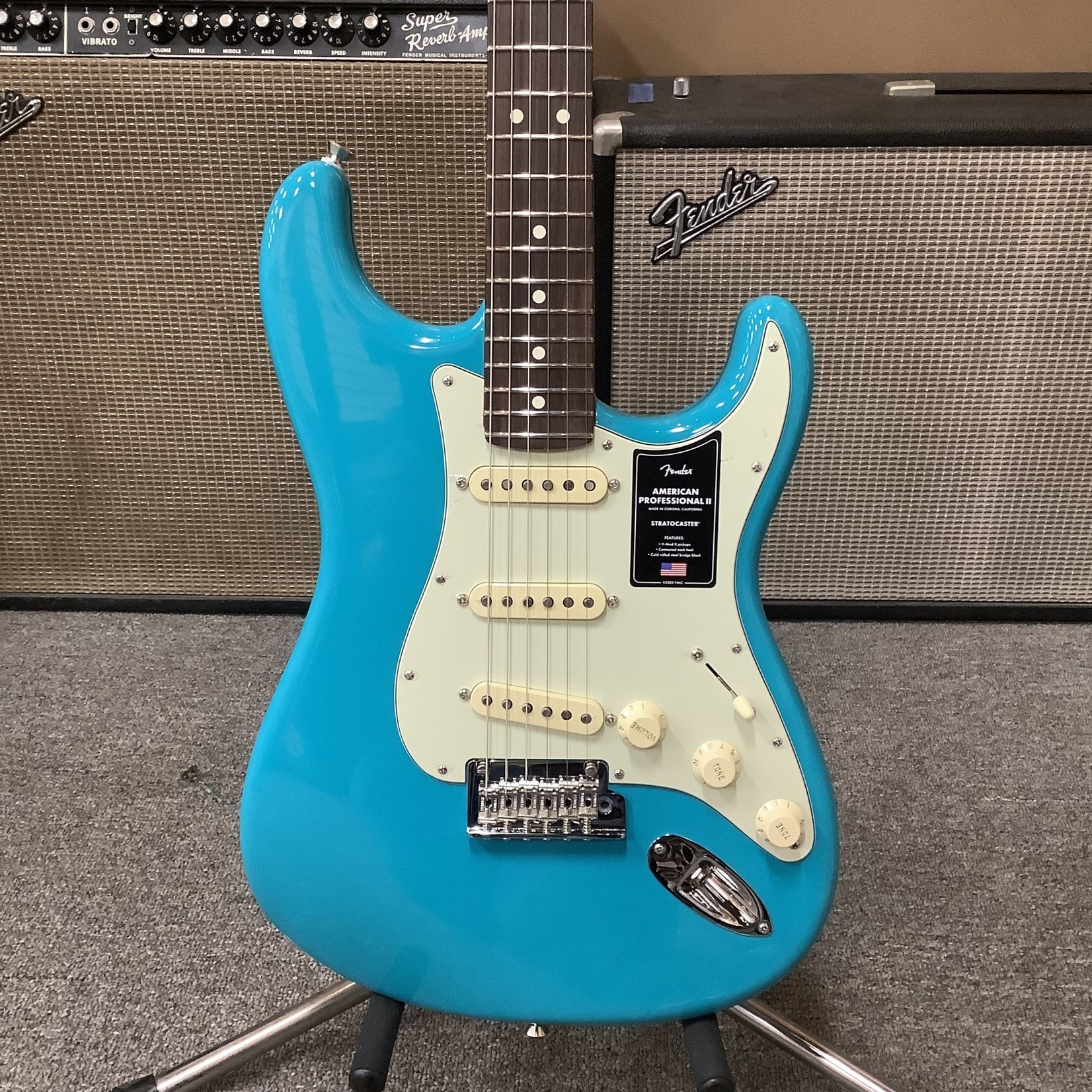 Fender American Professional II Stratocaster Rosewood Fingerboard