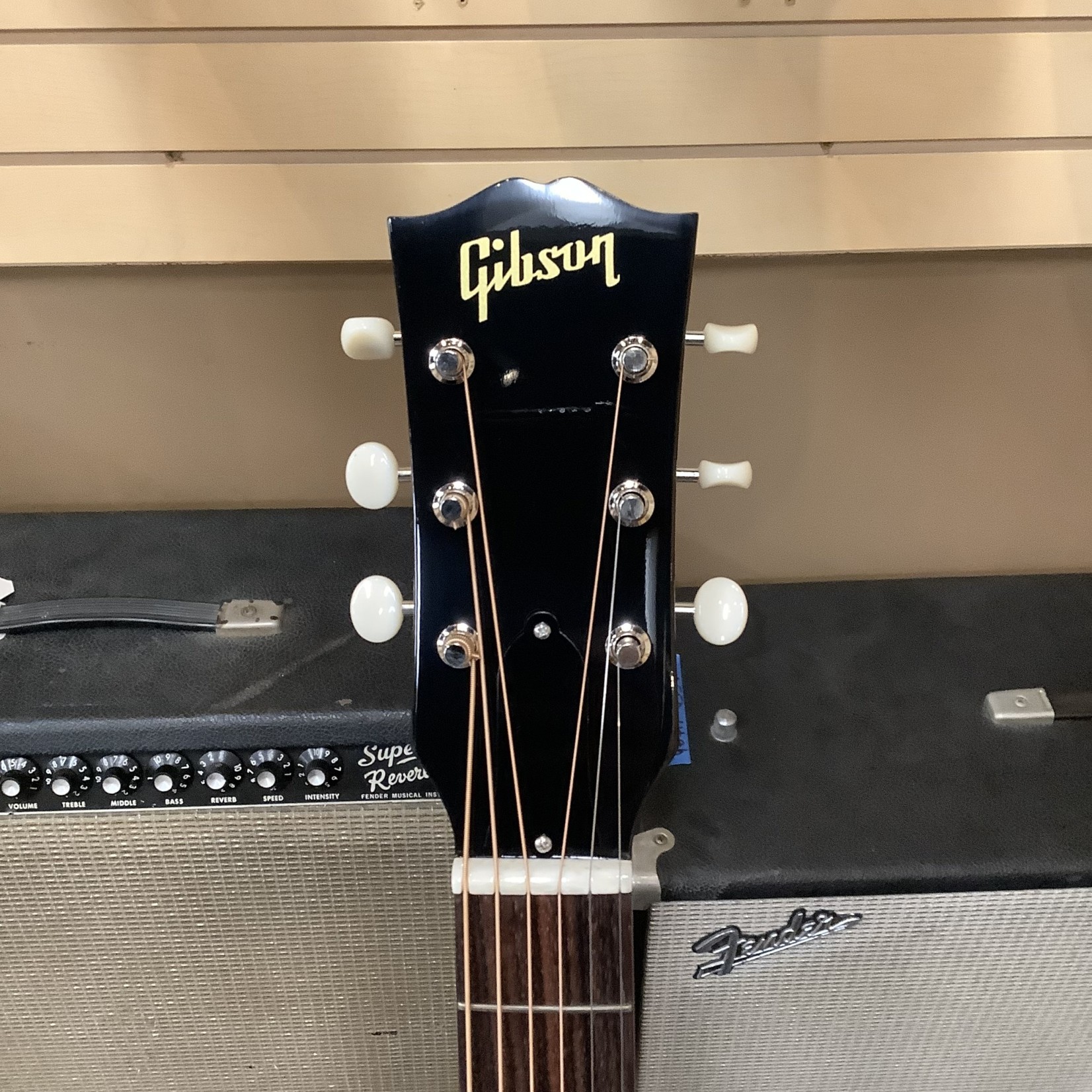 Gibson 2022 Gibson 1950's J-45 Sunburst