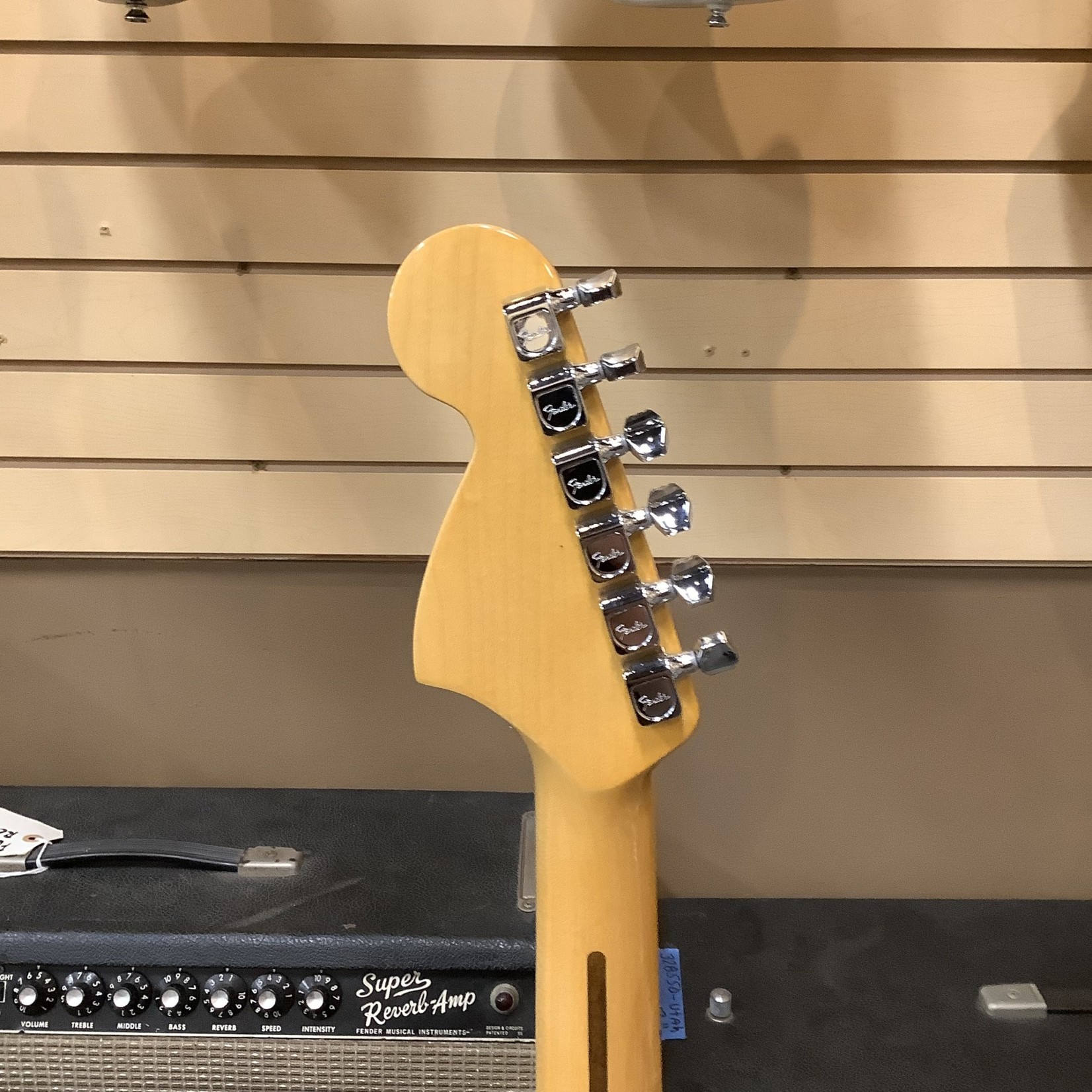 Fender 2022 Fender American Vintage II 1975 Telecaster Deluxe Sunburst