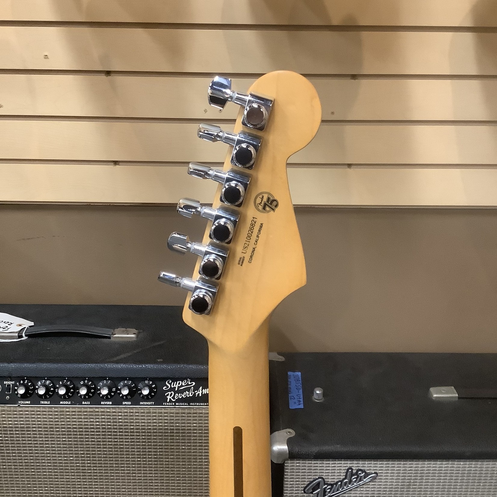 Fender 2021 Fender American Ultra Stratocaster Metallic Blue Left Handed