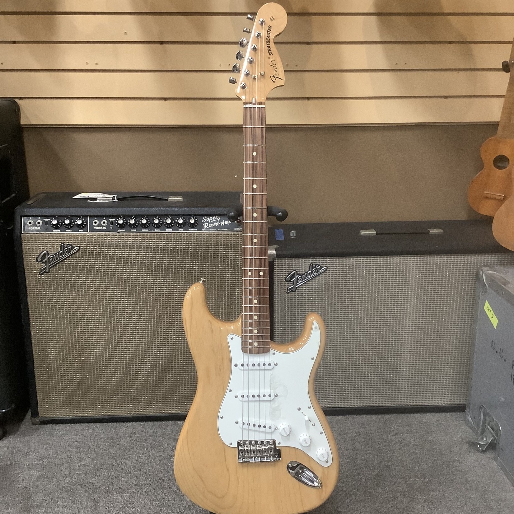 Fender 2018 Fender Stratocaster Natural