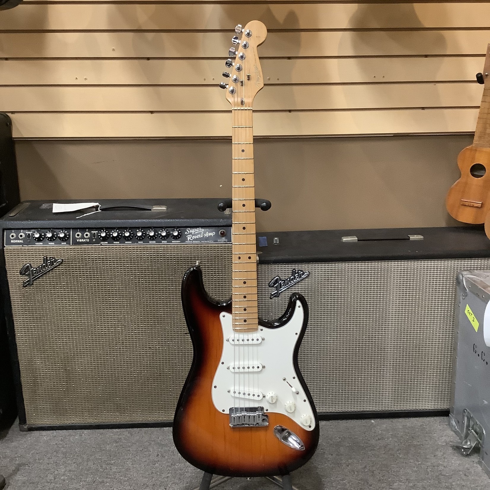Fender 1995 Fender American Standard Stratocaster Sunburst