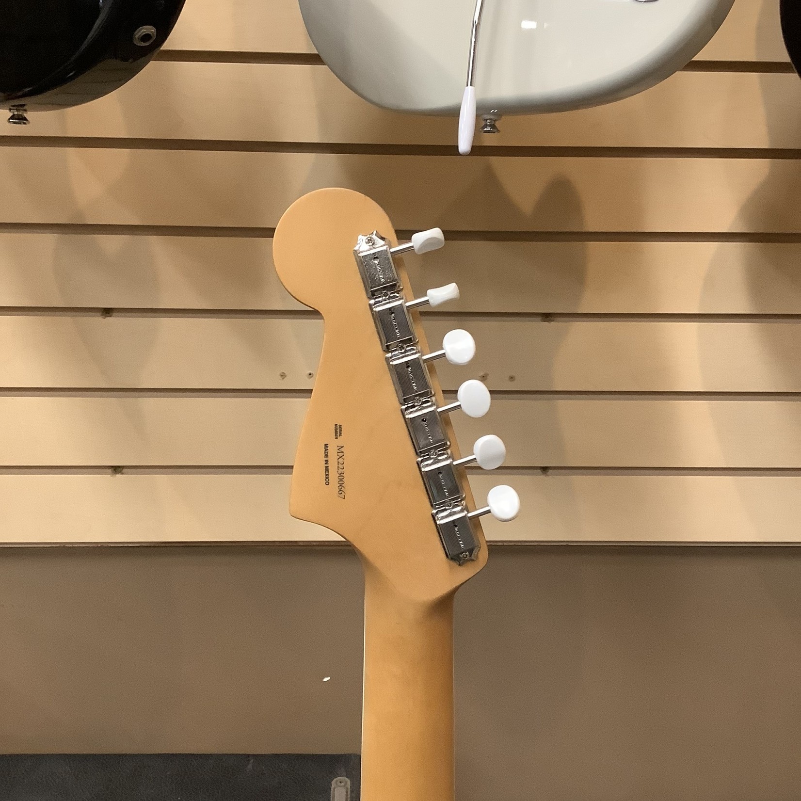 Fender 2023 Fender Gold Foil Jazzmaster Candy Apple Burst