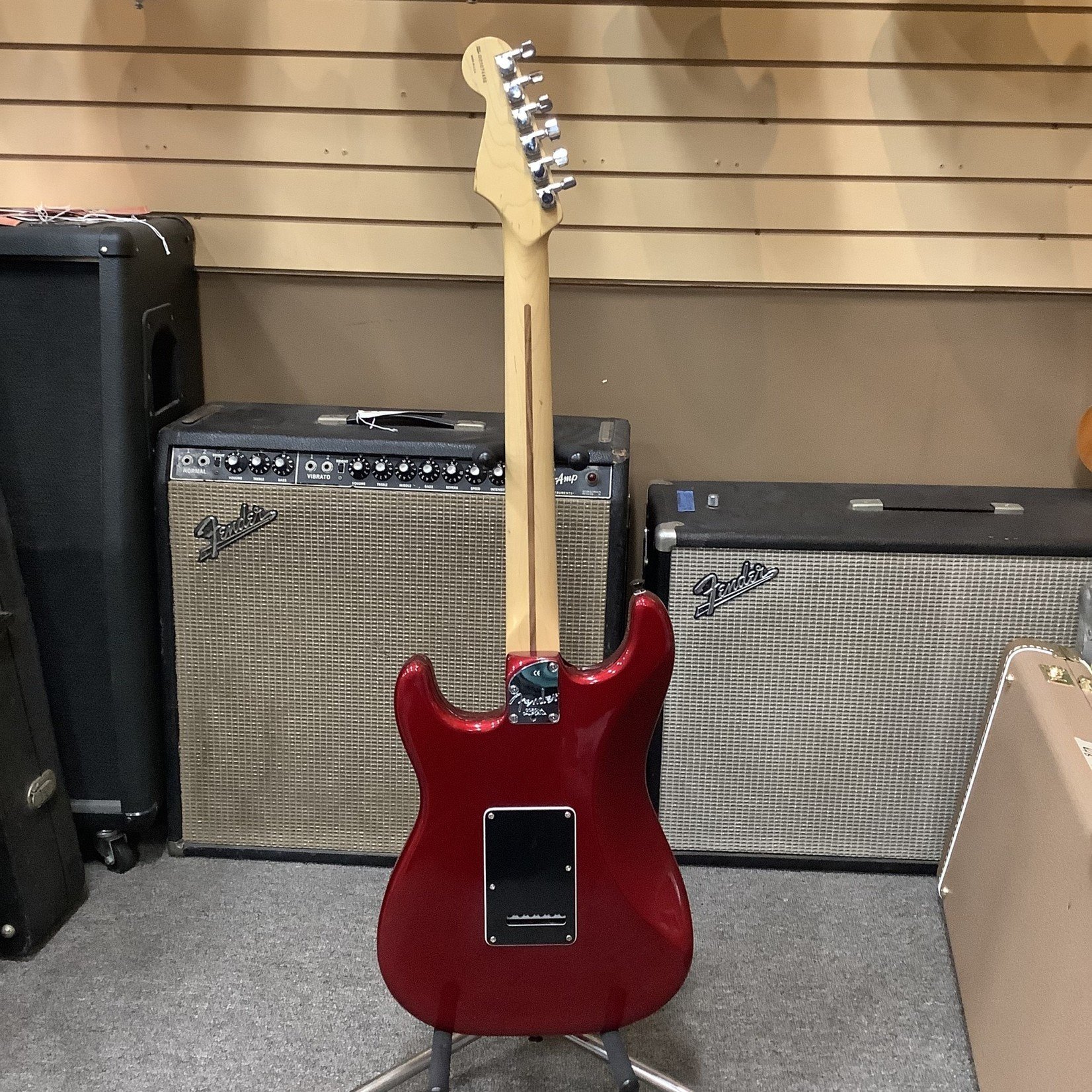 Fender 2005 Fender Deluxe Stratocaster Metallic Red