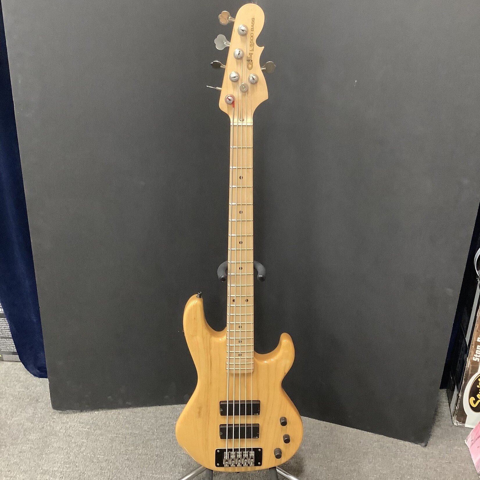 G&L 1995 G&L L-5500 5-String Bass Natural