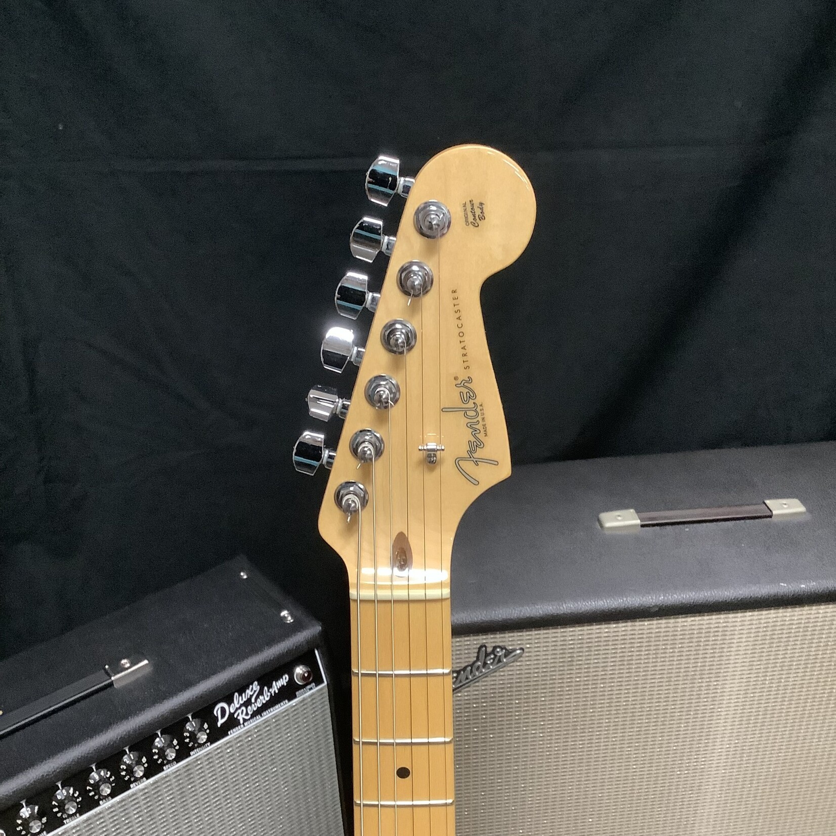 純正クオリティ Fender USA ストラト - 楽器/器材