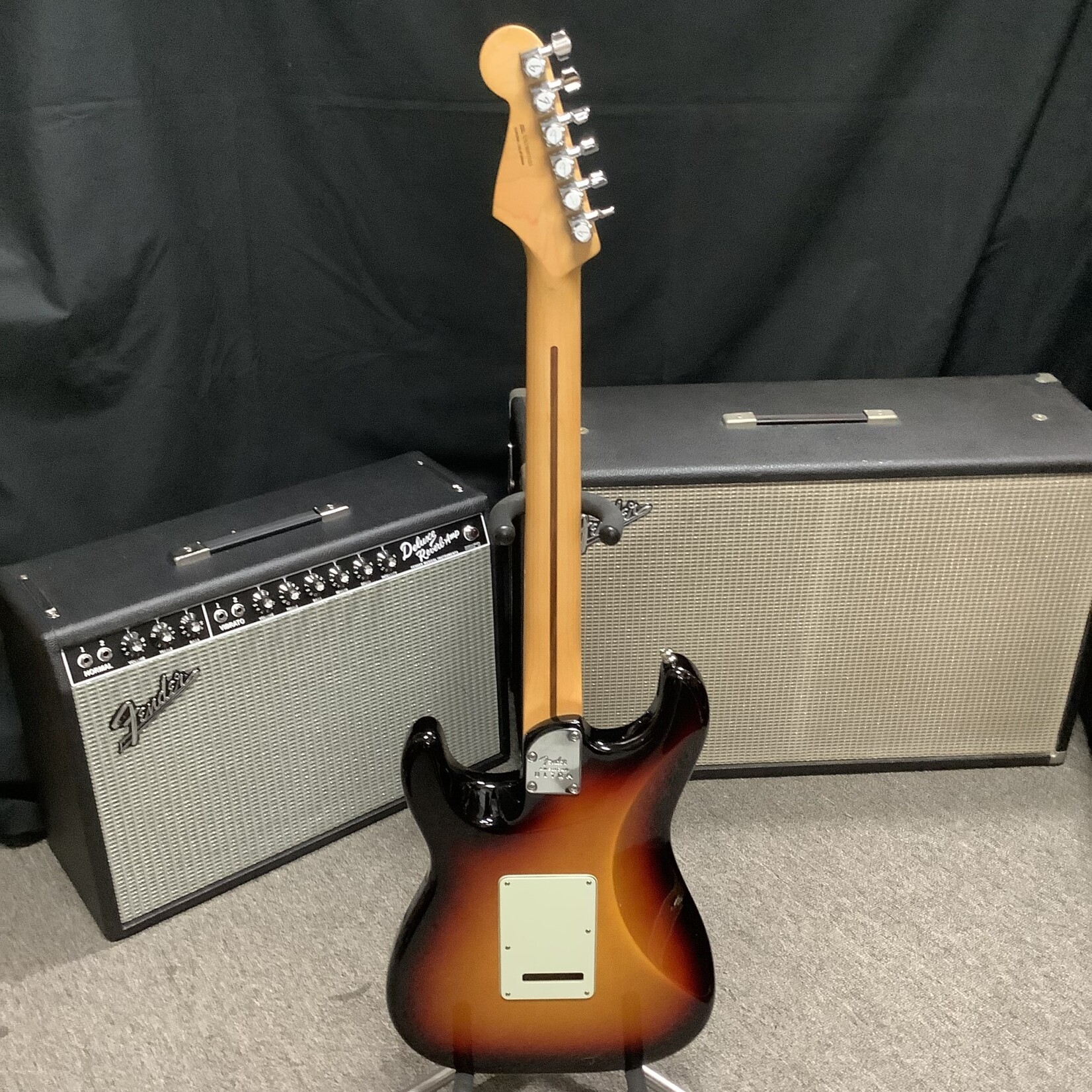 Fender 2019 Fender American Ultra Stratocaster Ultraburst