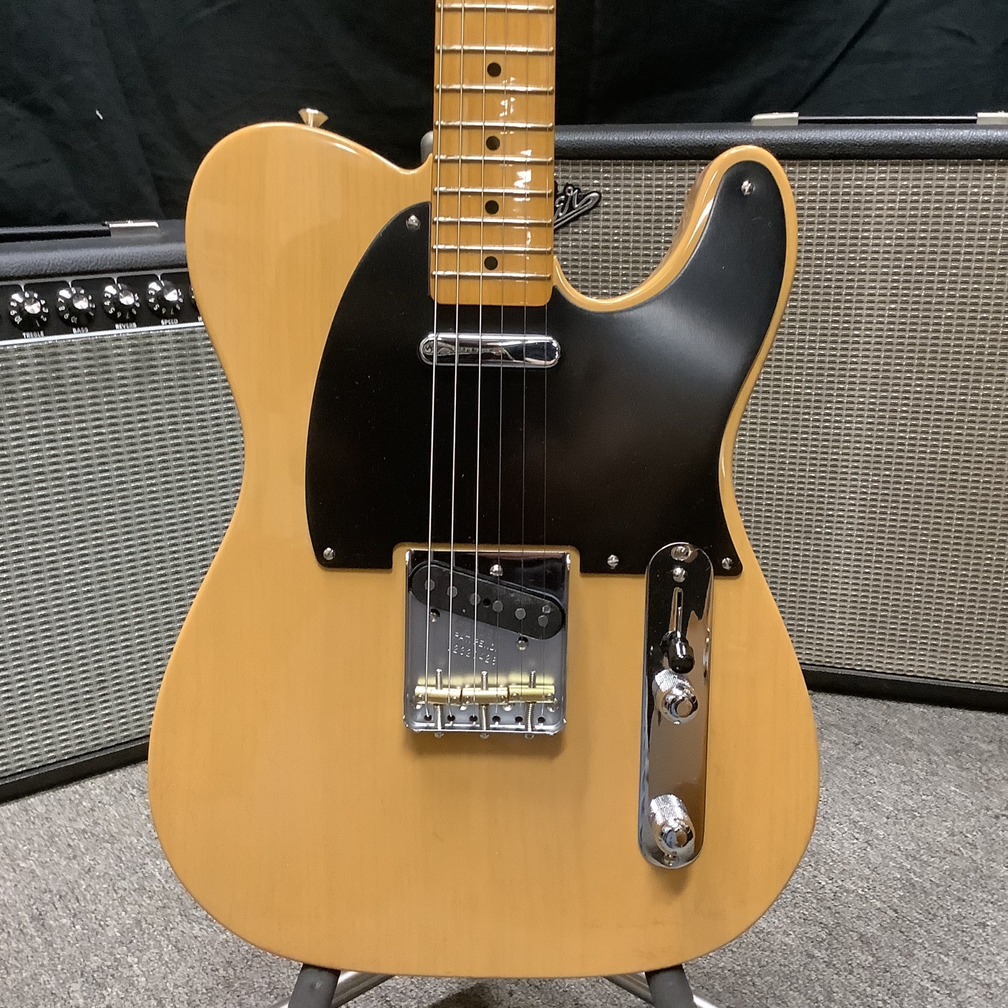 2023 Fender American Vintage II 1951 Telecaster Butterscotch 