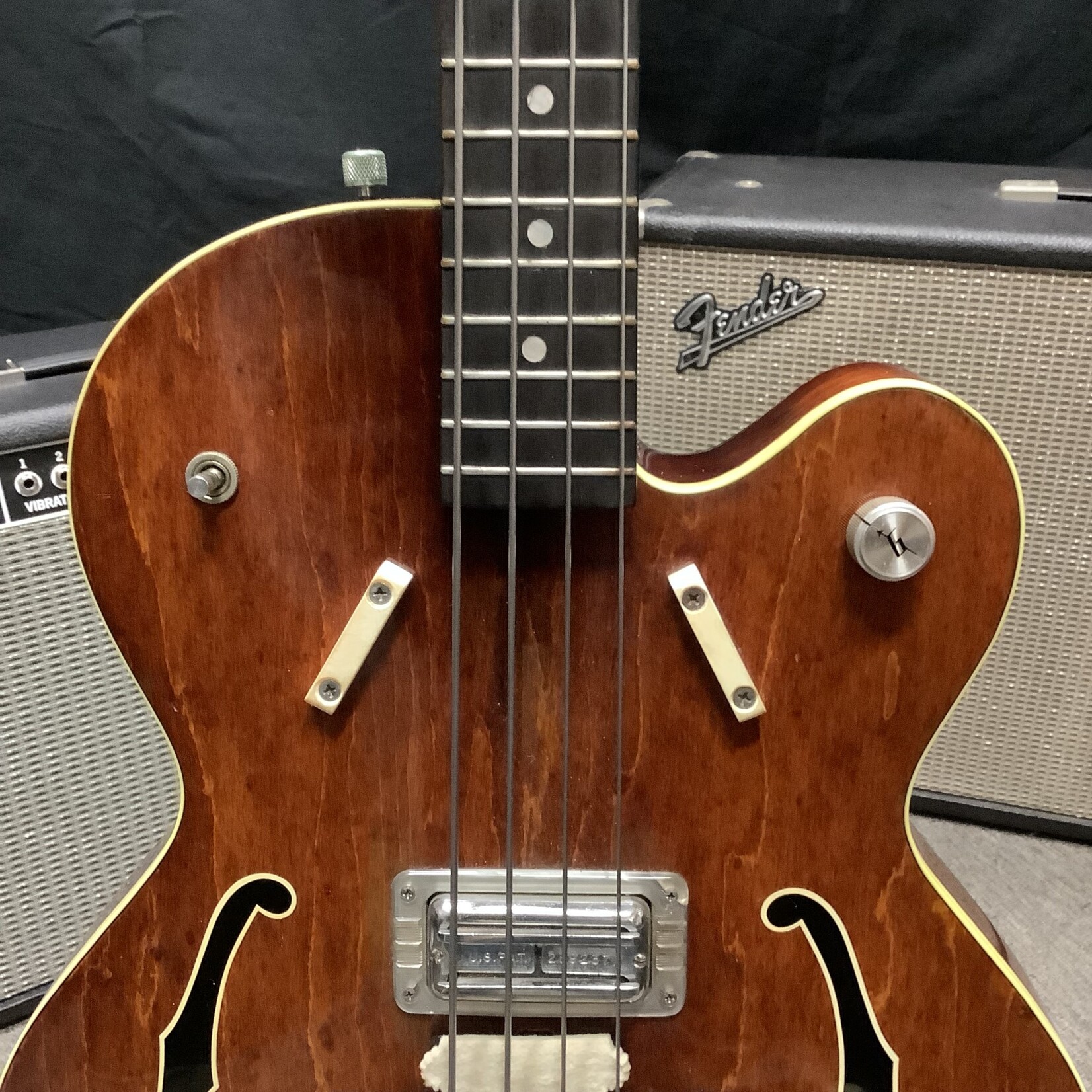 Gretsch 1967 Gretsch 6071 "Monkees" Bass Walnut