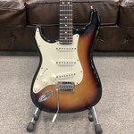 Fender 2000 Fender Stratocaster 3-Tone Sunburst Left-Handed