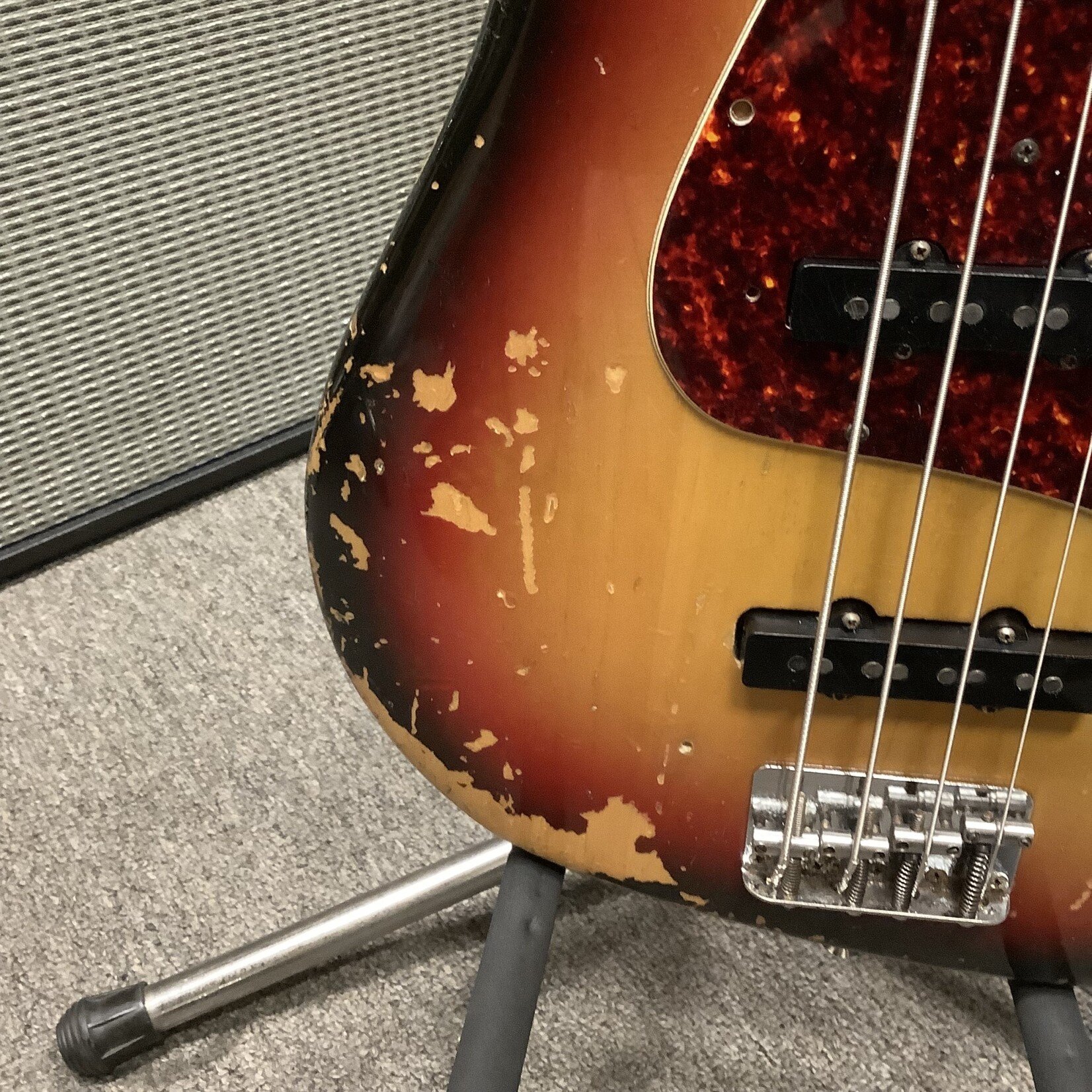 Fender 1974 Fender Jazz Bass Sunburst