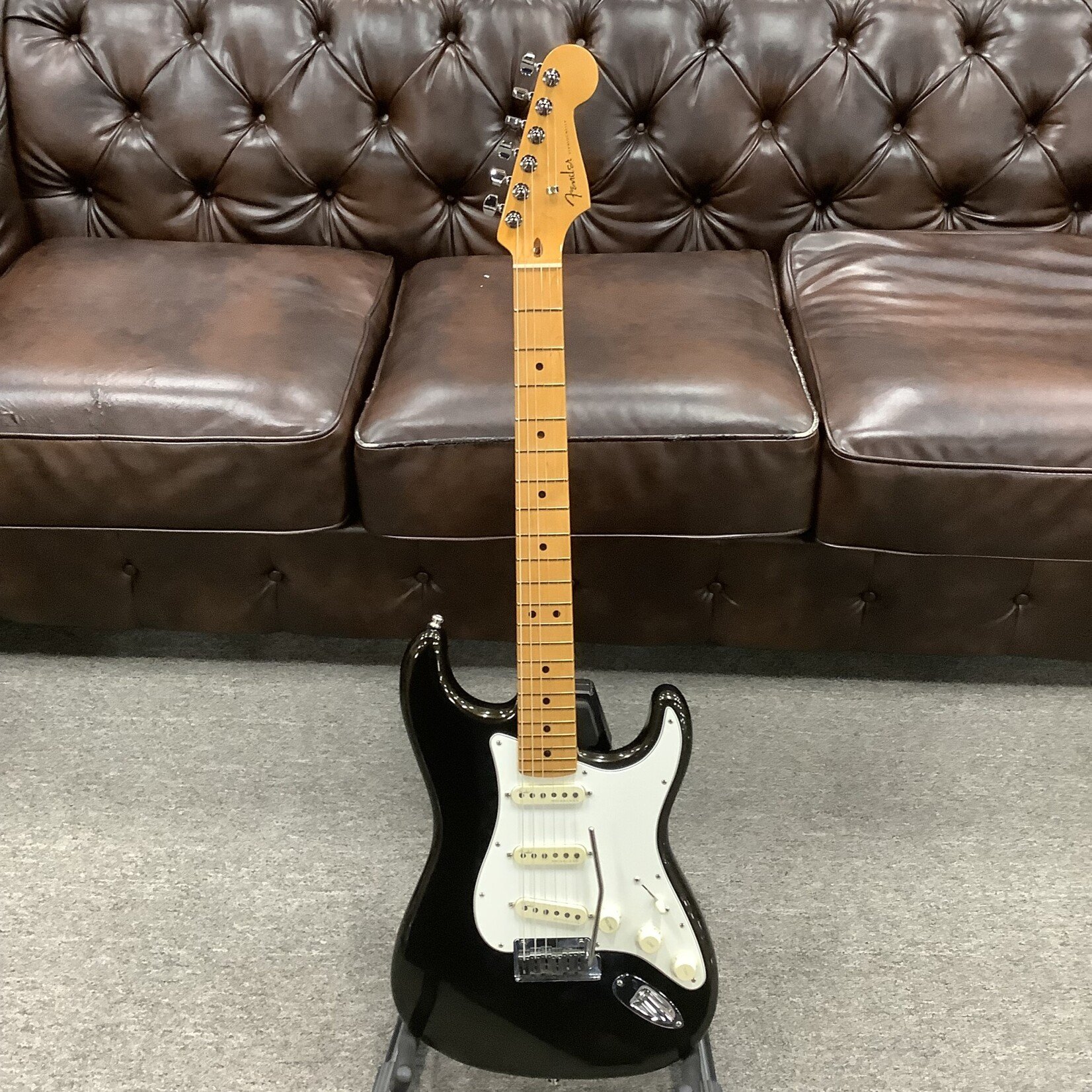 Fender 2022 Fender American Ultra Stratocaster Texas Tea