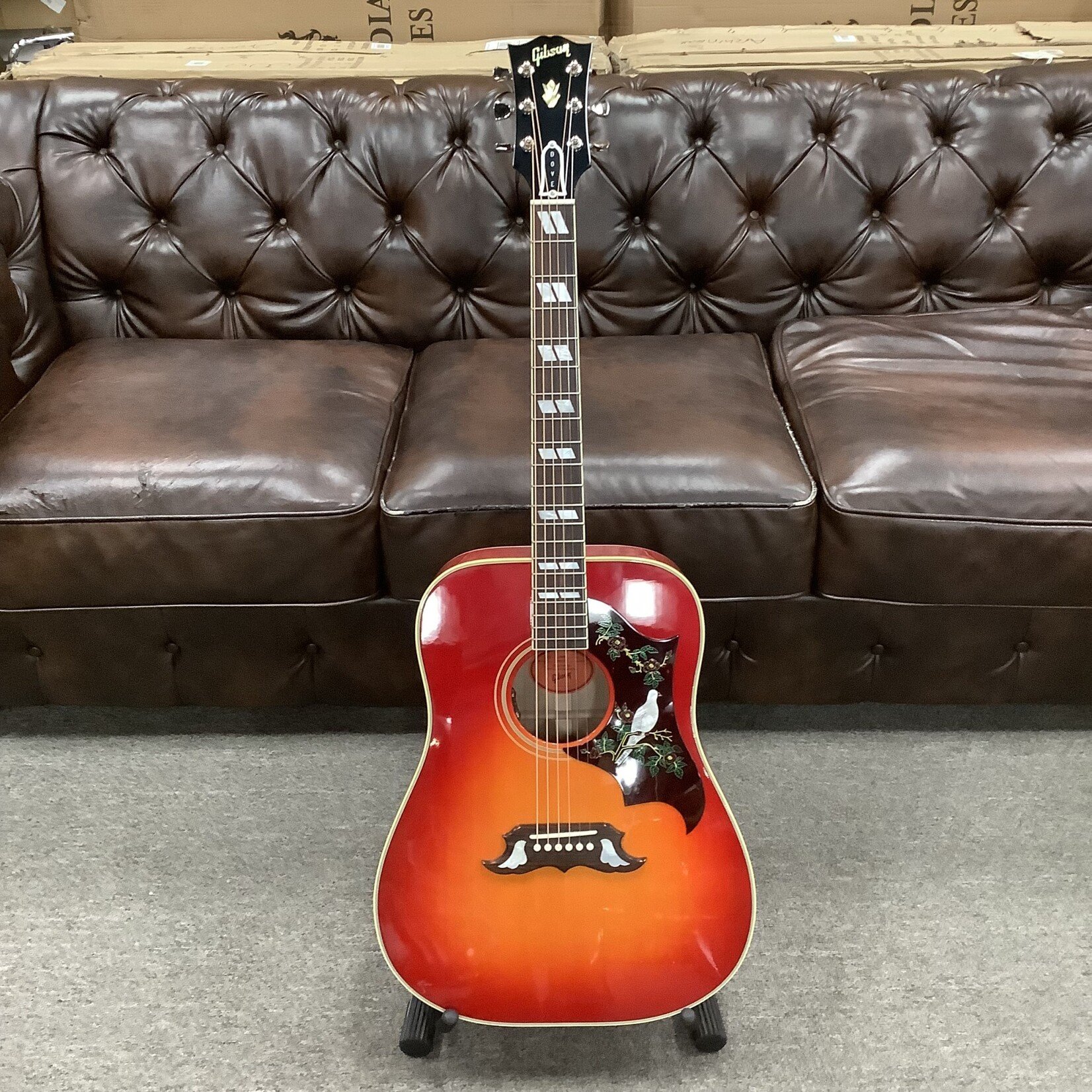 Gibson 2023 Gibson Dove Original Vintage Cherry Sunburst