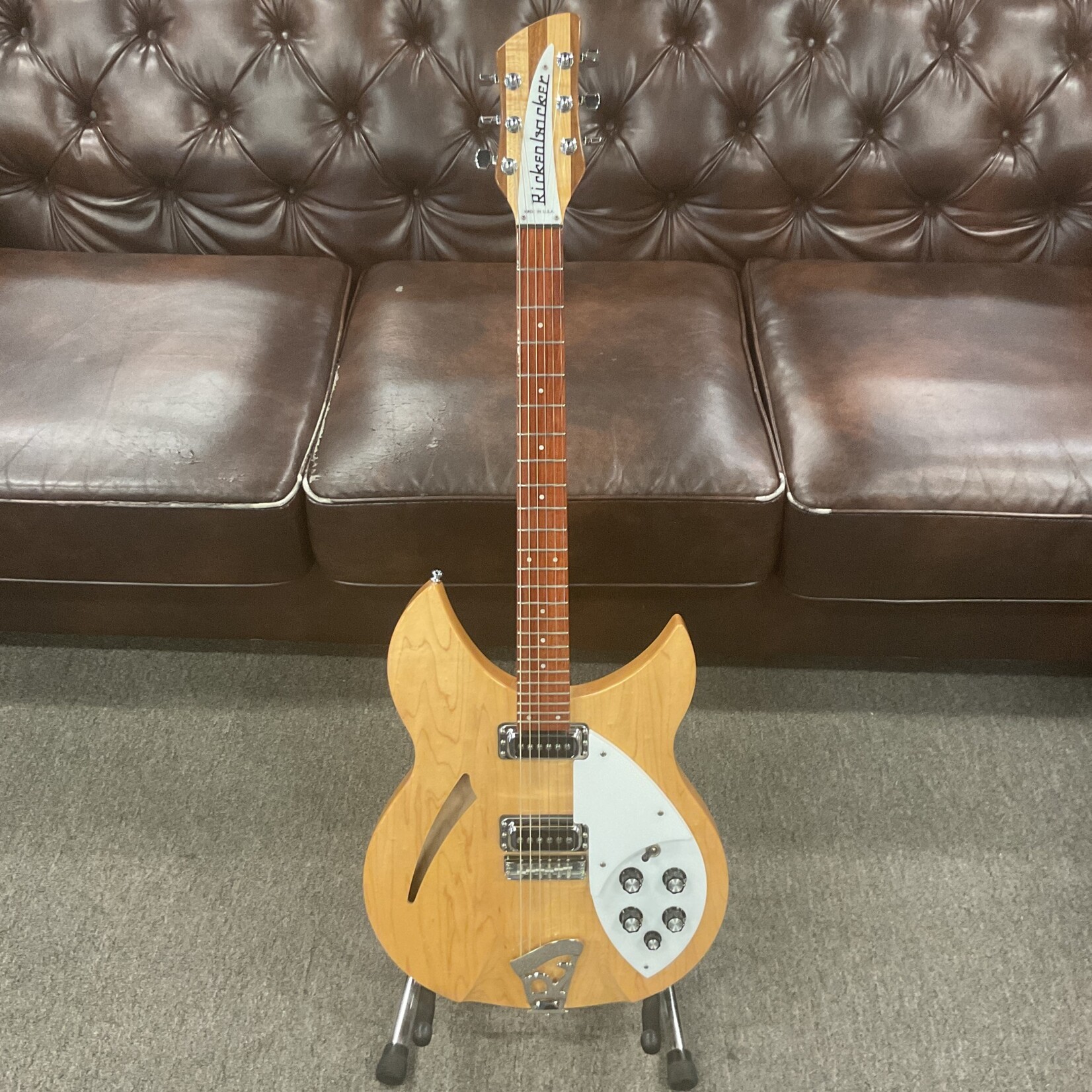 Rickenbacker 2009 Rickenbacker 330/6 Mapleglo