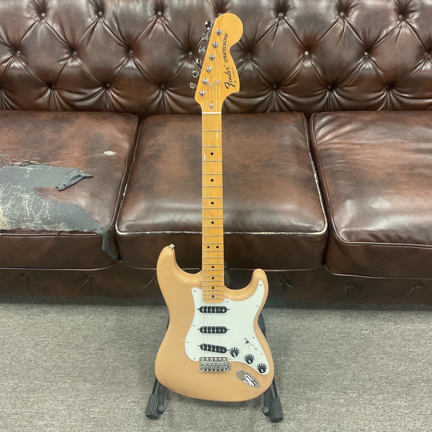 Fender Used Fender Stratocaster Sahara Toupe Made In Japan