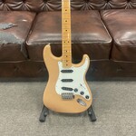 Fender Used Fender Stratocaster Sahara Toupe Made In Japan