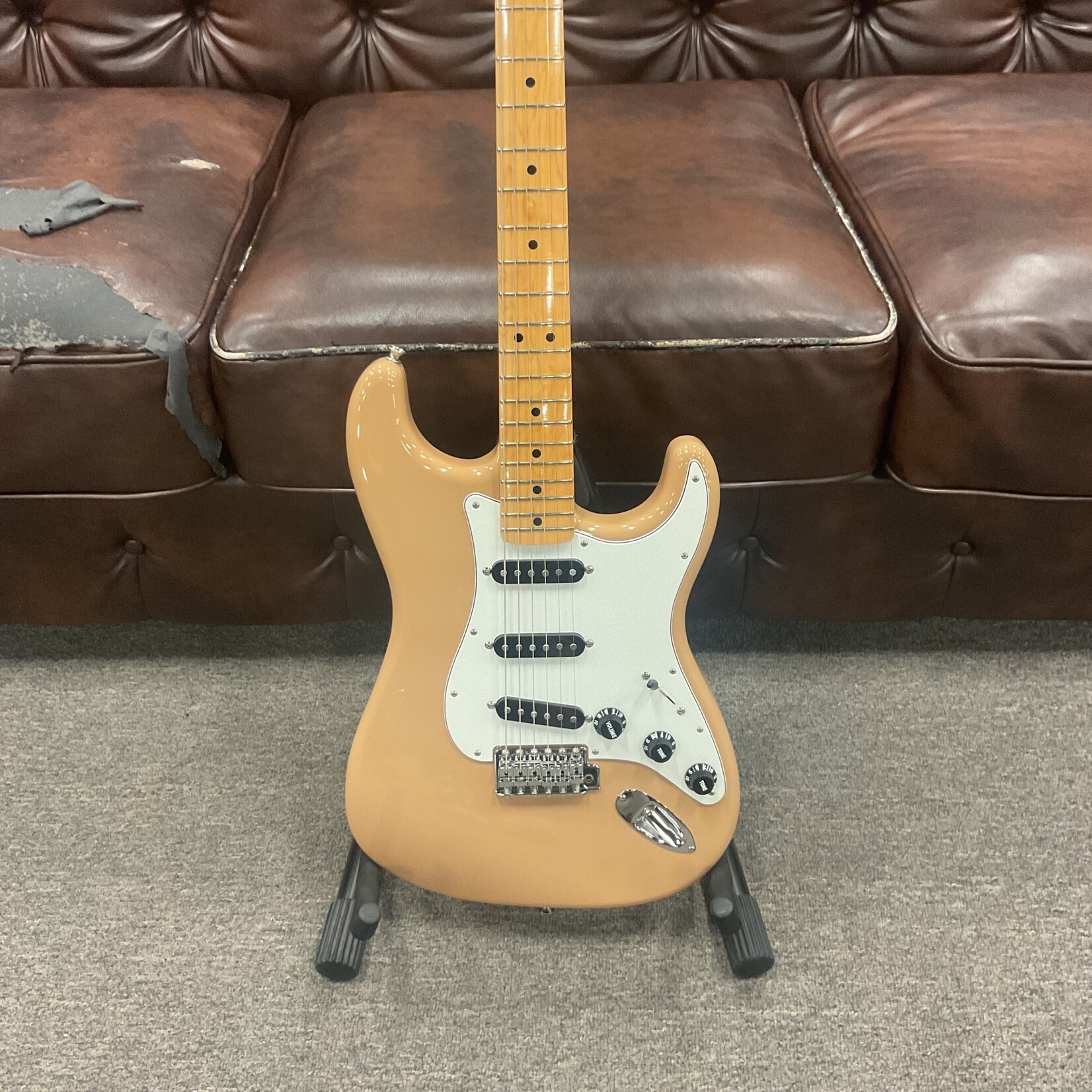 Fender Used Fender Stratocaster Sahara Toupe Made In Japan