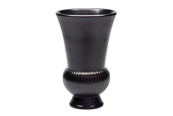 Vintage Wedgwood - Trumpet vase - Ravenstone (matte black finish)  - 15.5cm - UK c.1960-1