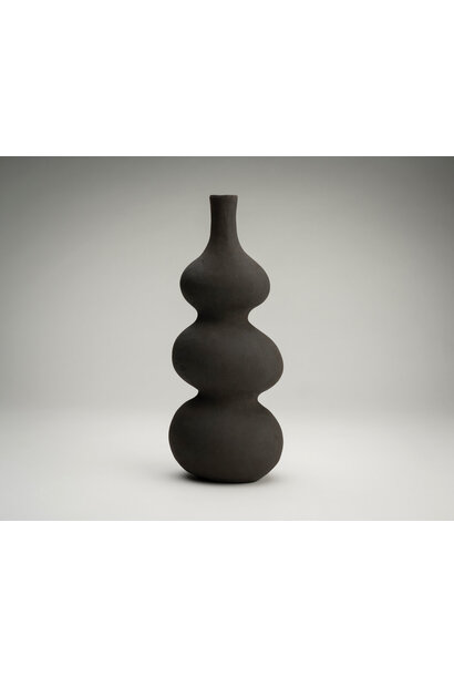 SOLD - Eloise White - Stones 2021 - Black stoneware - 34x13x15cm