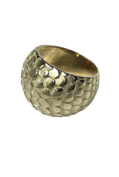 Vintage 18ct Yellow Gold Dome Dress Ring - Reptile Skin Detail 16.4g. Size'K+ - Sourced USA