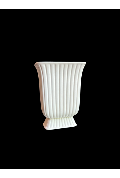 Vintage Wedgwood - Small Rectangular Thistle Vase - Moonstone (matte cream finish)  - 10.5cm - UK c.1960