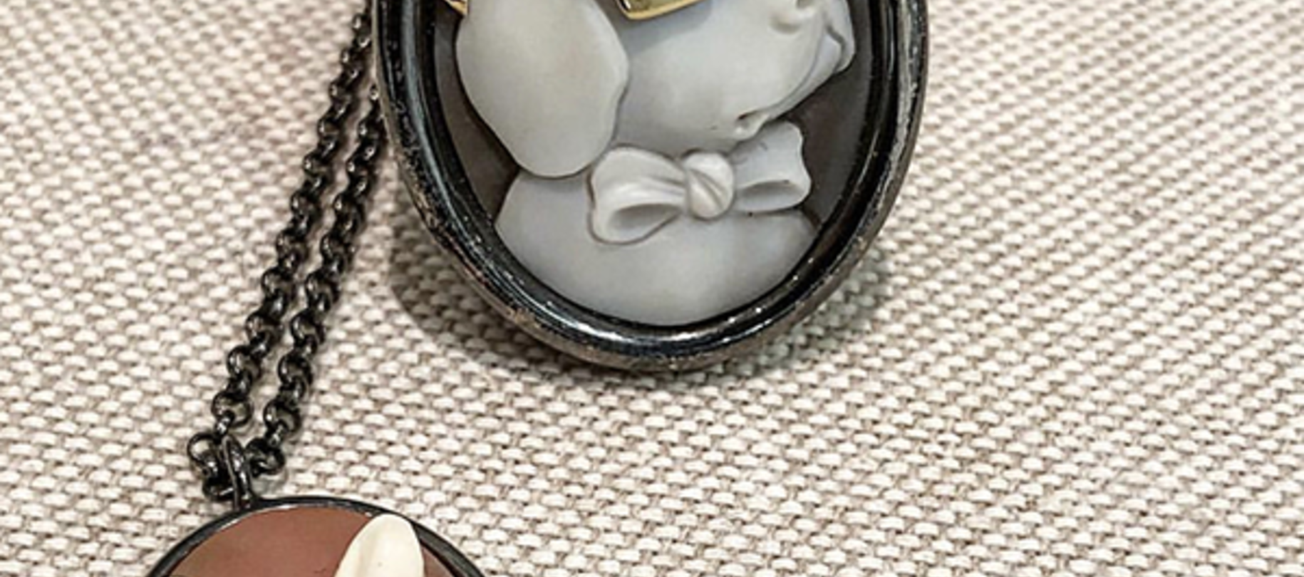 Brooches & Lapel Pins