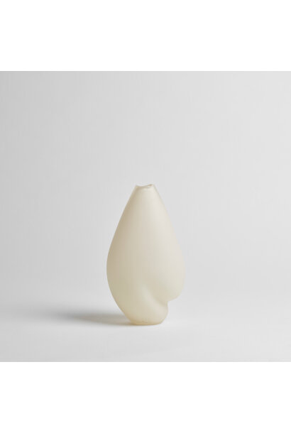 Alexandra Kidd Atelier - Serena Vase Small Sandblasted - Opaque Sandblasted Glass Vanilla  - Handcrafted in Australia