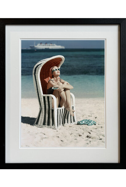 Mark Shaw - Striped Beach Chair, 1955 - 48x41cm - Black frame with non-reflective glass