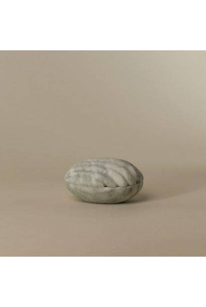 Corey Ashford - Madeleine Box - Giardino
