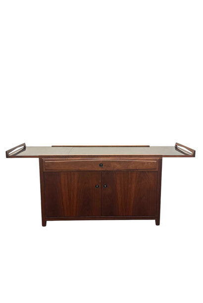 Vintage Glenn of California Bar Cabinet with extendable Black Laminate Top - USA c1965 - Height: 27 in (68.58 cm)Width: 44 in (111.76 cm)Depth: 20.25 in (51.44 cm)