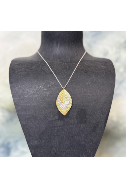 WILFRID & HEATH - Triple Leaf Drop Necklace - Gold / Silver Plated Brass - India