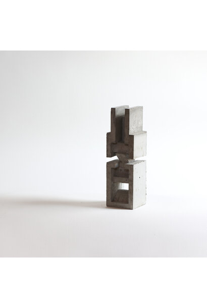 Levi Hawken - False Idol 2 - Cast concrete - 30x9x9cm