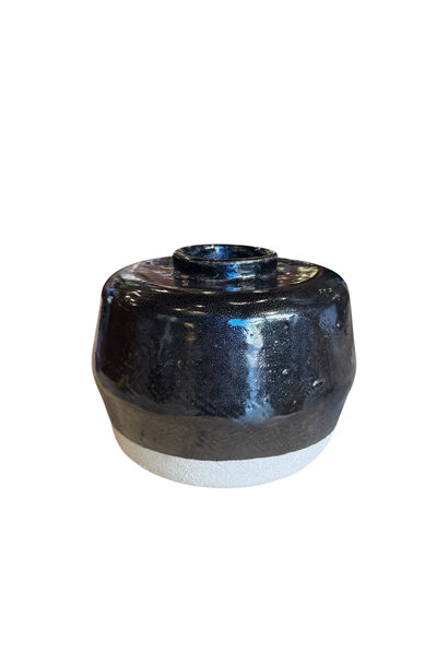 Linda Bretherton - Lunar Disc Vessel, 2025 - Raku stoneware with glaze and liquid quartz seal - 14x22x22cm