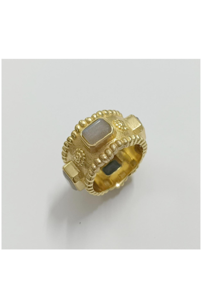 WILFRID & HEATH - Imperial Ring with Labradorite  -18kt Gold Plated Brass