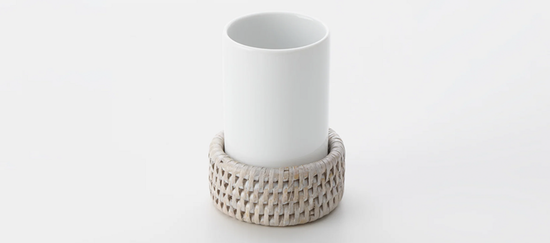 Toothbrush Holders & Tumblers