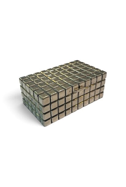 Vintage Silver Toned Box - Hinged with a Grid Pattern - L11.5xD7xH4.5cm
