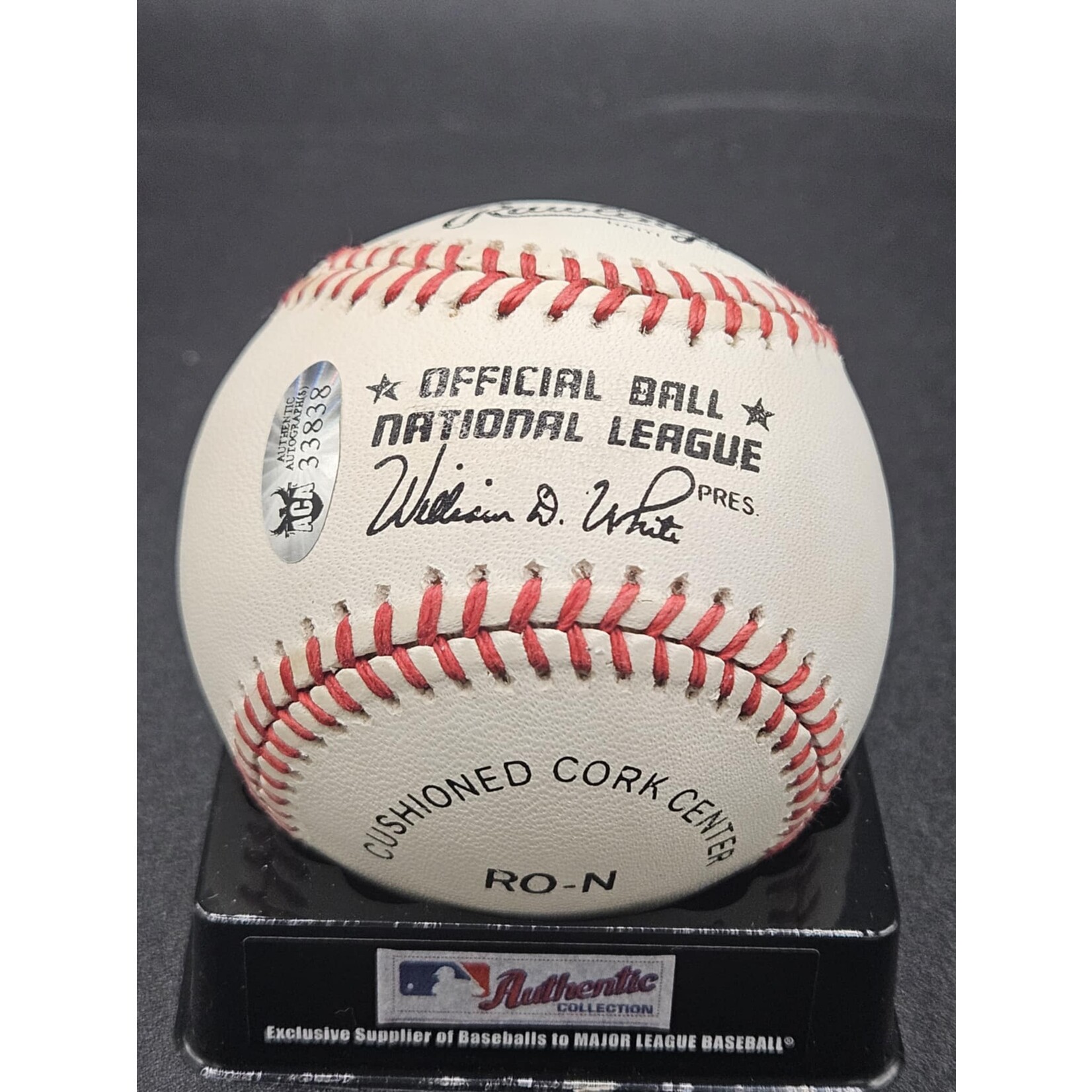 Baseball Balle Autographiée - Pete Rose