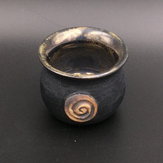 Little Cauldron Pot in Black with Spiral