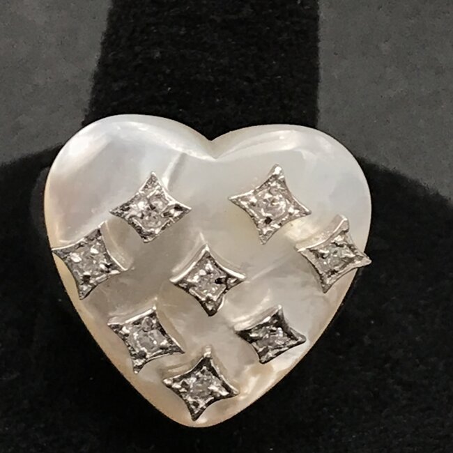Mother of Pearl Heart CZ Sterling Silver Ring 9.5