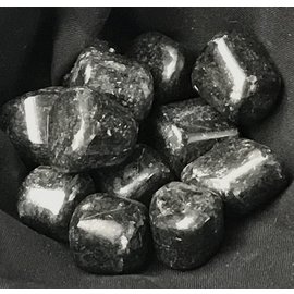 Stone Spinner Nuummite