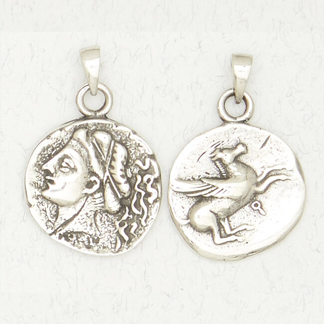 Aphrodite Pendant in Lead-Free Pewter