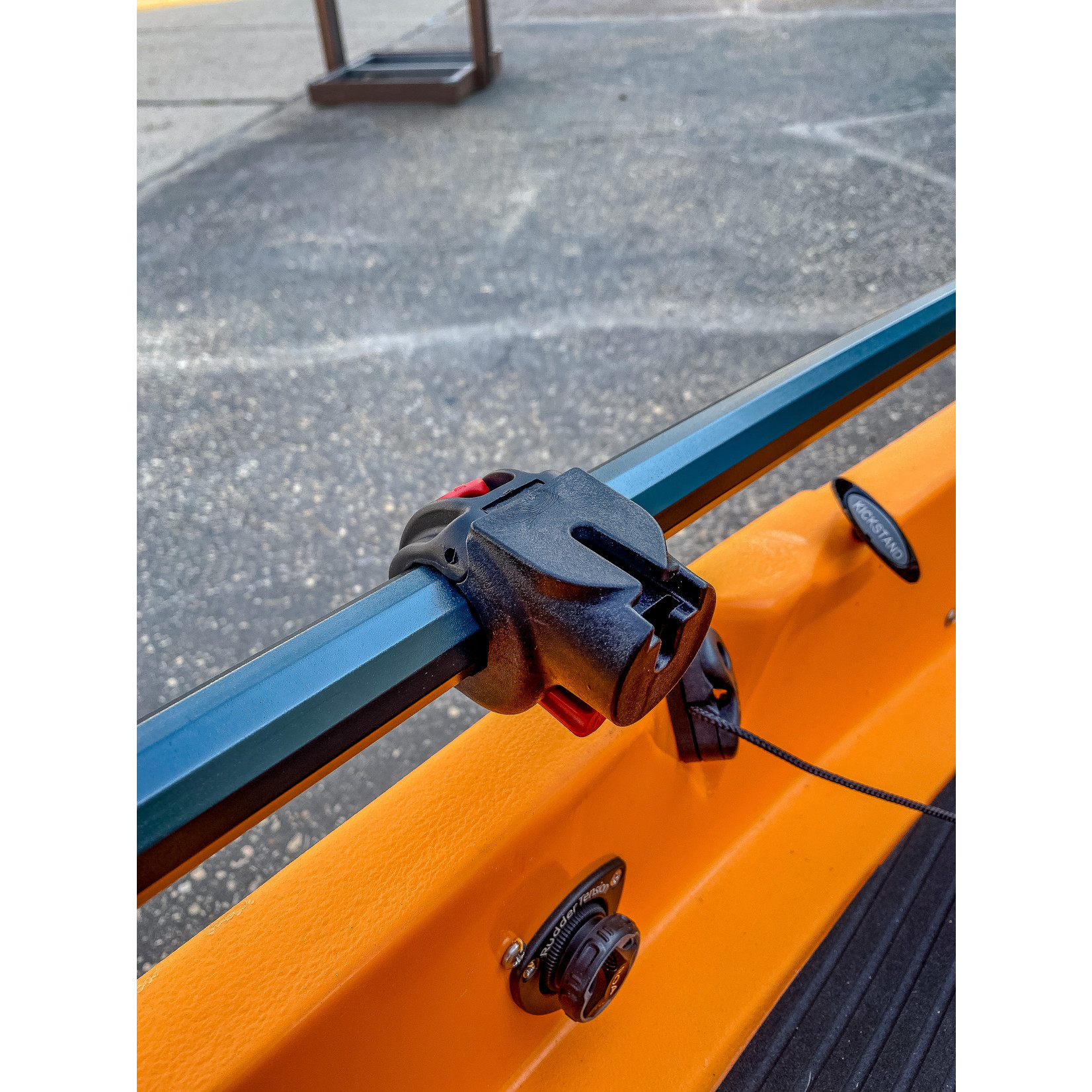 https://cdn.shoplightspeed.com/shops/643450/files/42551834/1652x1652x2/hobie-ram-dual-t-slot-h-rail.jpg