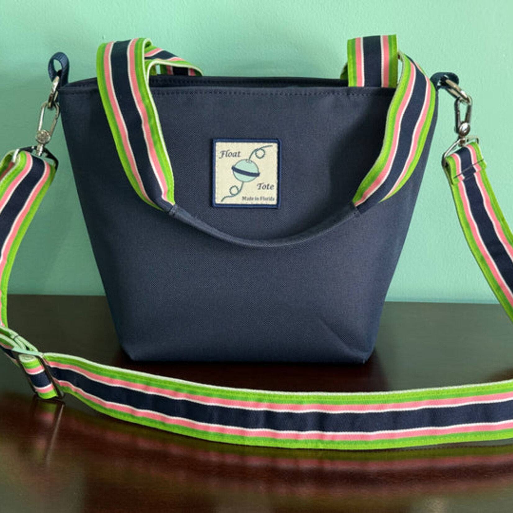 Float Tote Float Tote – The Club Boat Bag