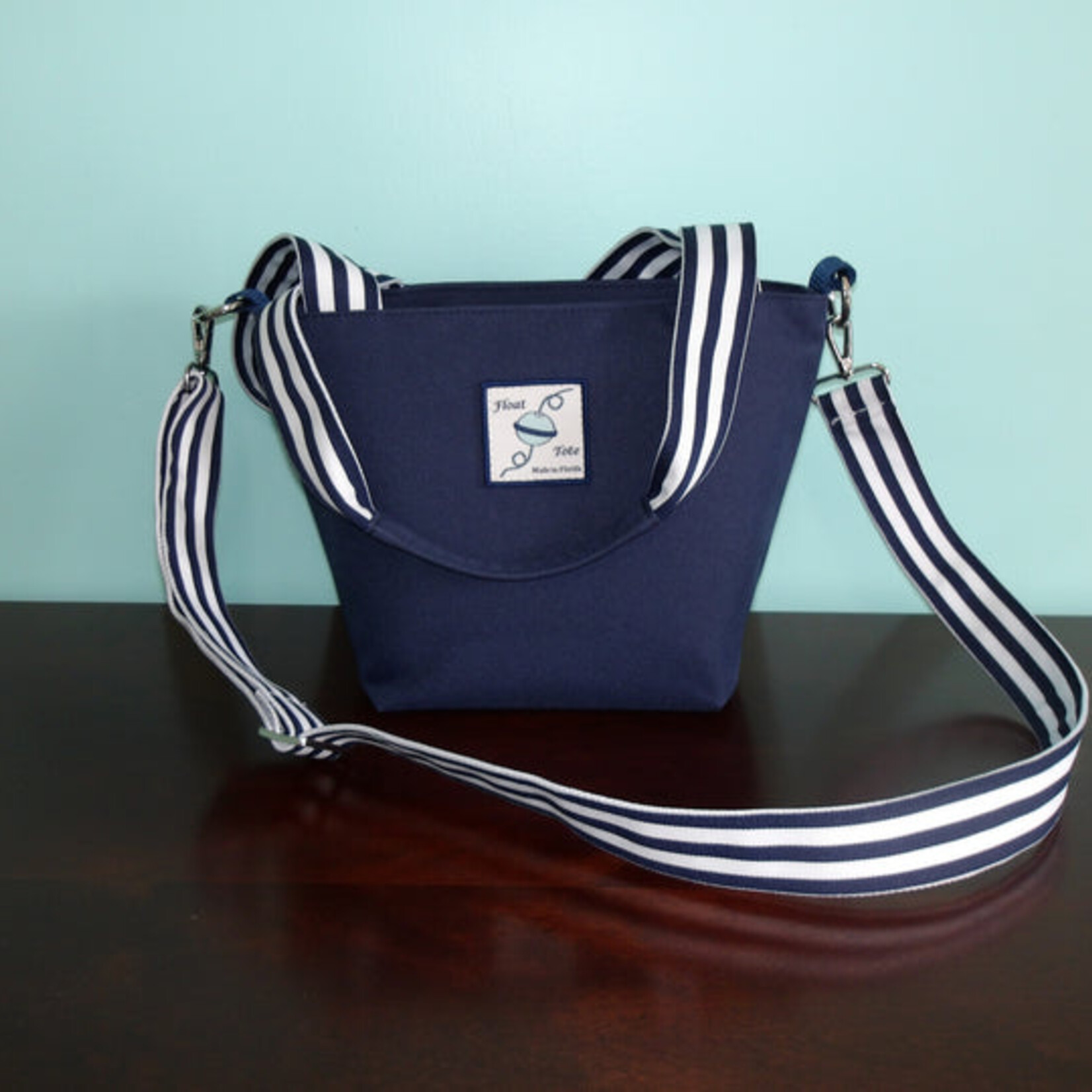Float Tote Float Tote – The Club Boat Bag