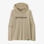 Patagonia Patagonia W's Cap Cool Daily Graphic Hoody 73 Text Logo: Pumice X-Dye XL