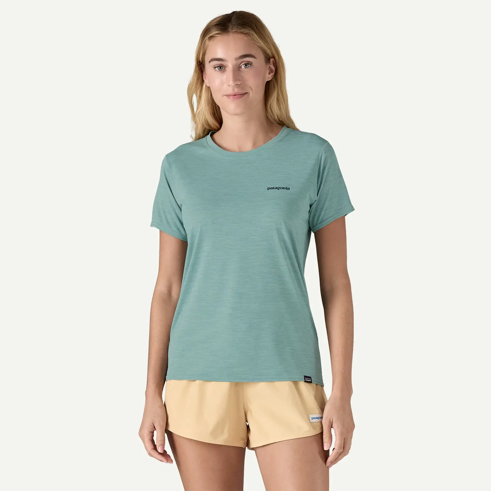 Patagonia PATAGONIA W's Cap Cool Daily Graphic Shirt - Waters Boardshort Logo: Thermal Blue X-Dye L